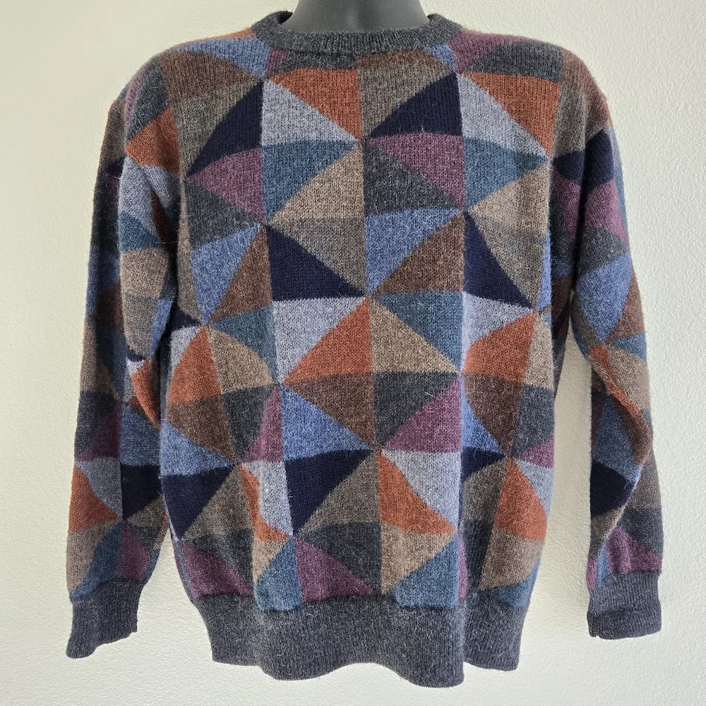 Paul Stuart soft patterned